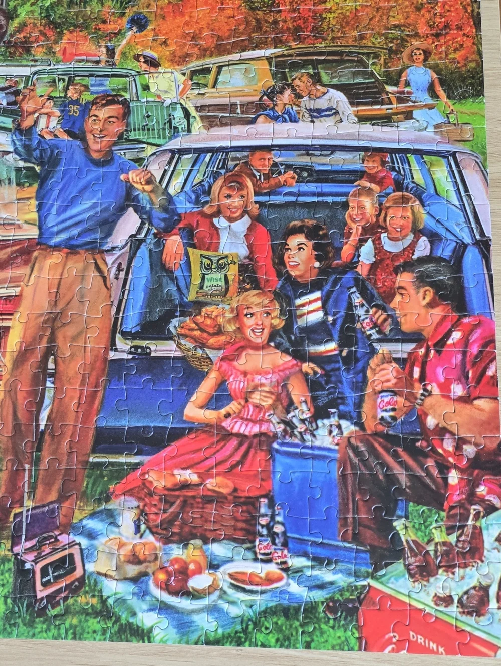 Vintage Tailgate Scene 750-Piece Jigsaw Puzzle - Vibrant Fall Colors 27
